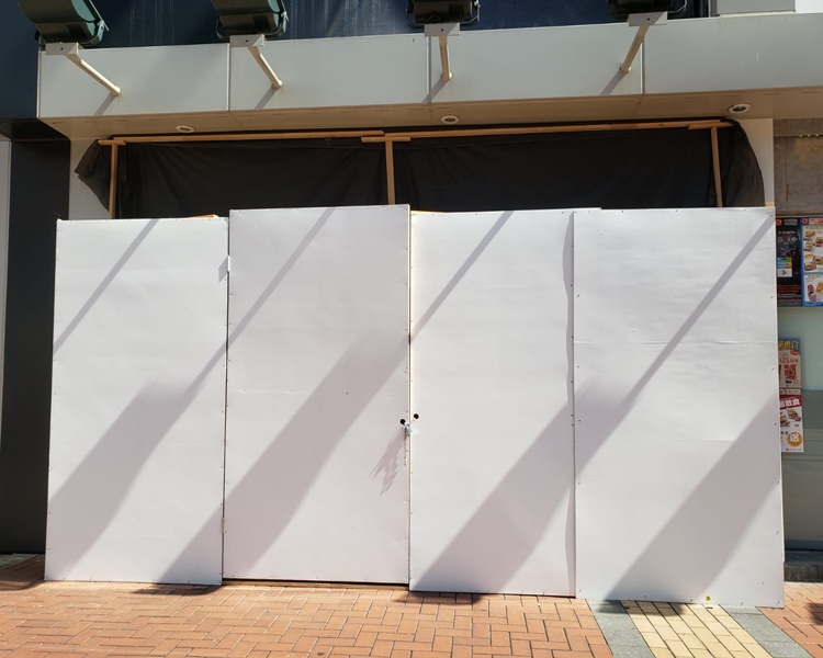 近荃灣千色店的東海堂今日未有營業。