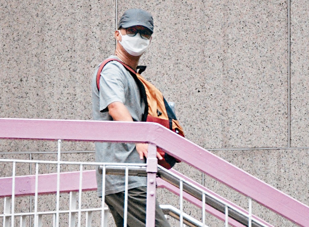 55歲退休一級懲教助理郭紹輝不認罪受審。