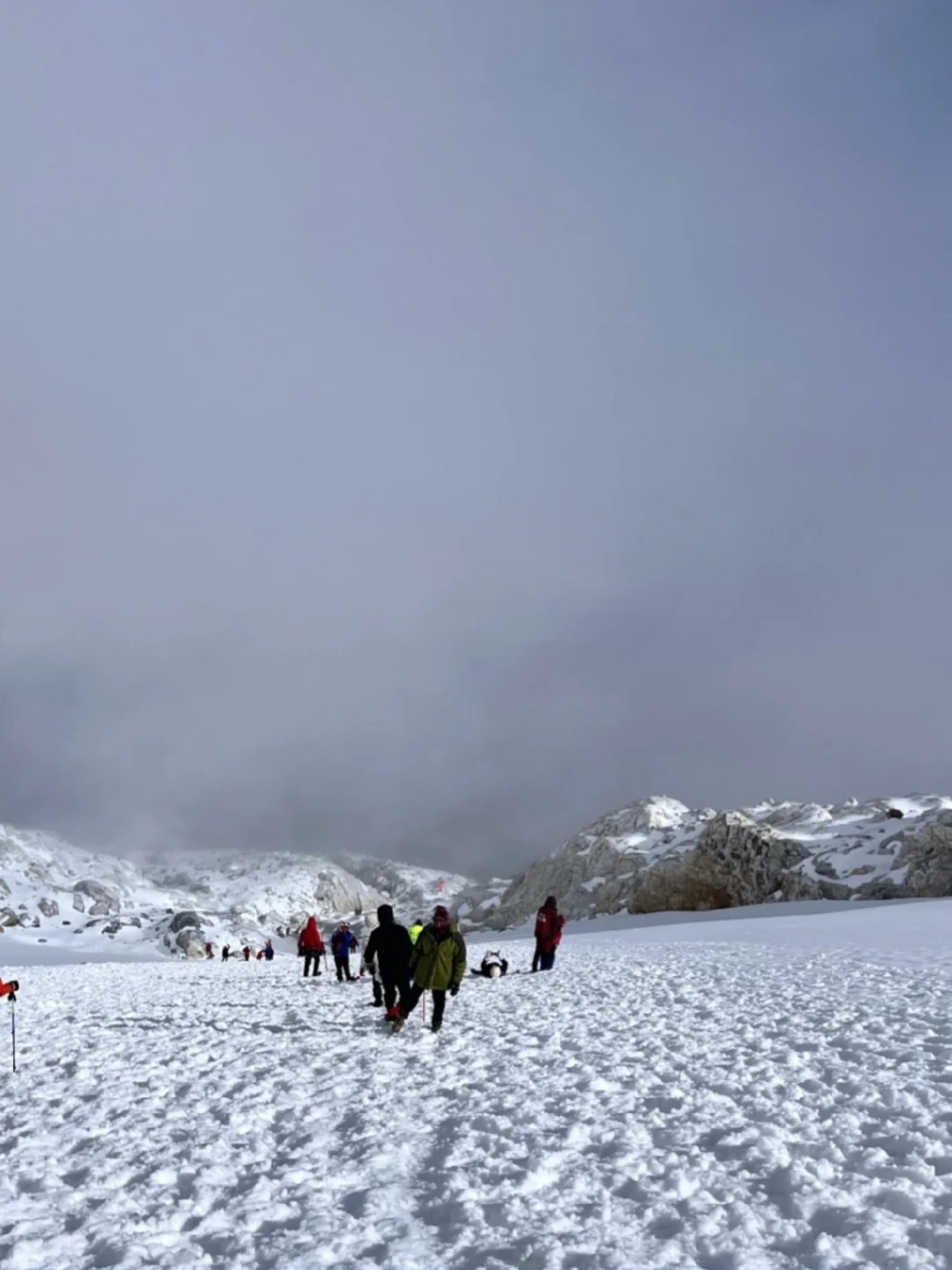 哈巴雪山被指是入門級雪山，近年受年輕登山者歡迎。小紅書
