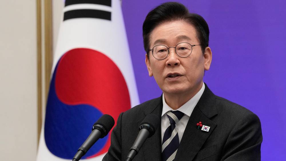 李在明访华行程公布，下周一晤习近平共商民生与和平。 美联社