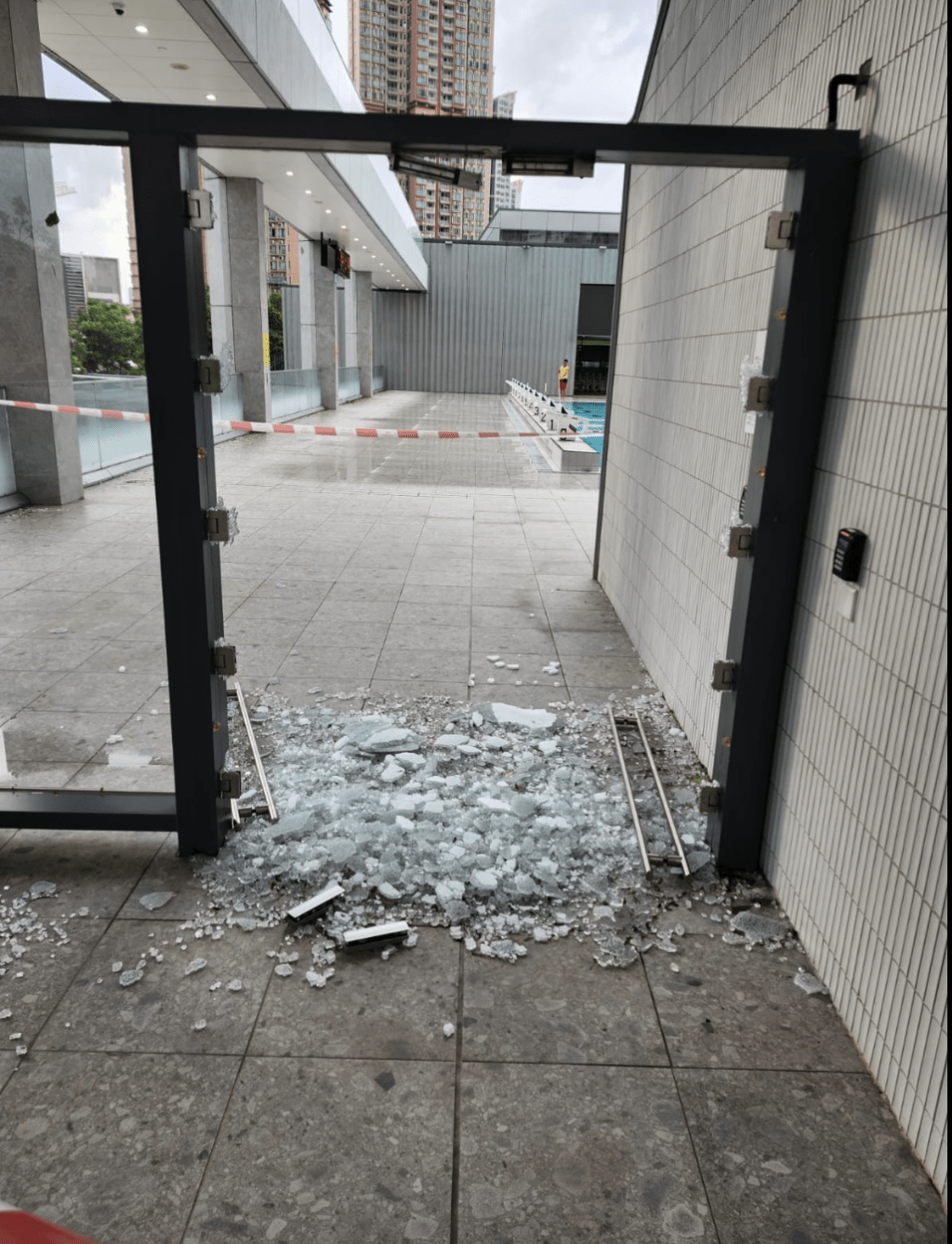 清水灣二灘遭颱風樺加沙重創。港九拯溺總會fb