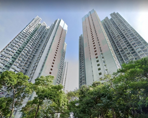一名30歲女子從興東邨興康樓的天台墮下，當場死亡。google map圖片