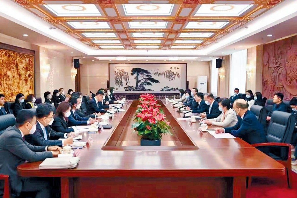 大律師公會訪京團繼續行程,拜訪最高人民檢察院。