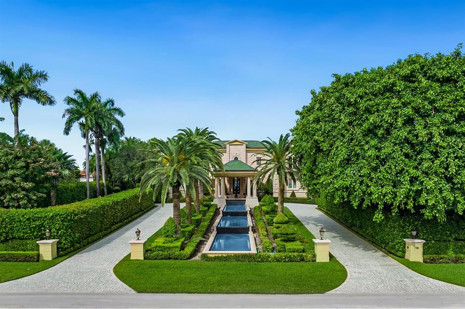 贝索斯斥资7,900万美元买下位于迈阿密地区人工堰洲岛Indian Creek的一所豪宅。