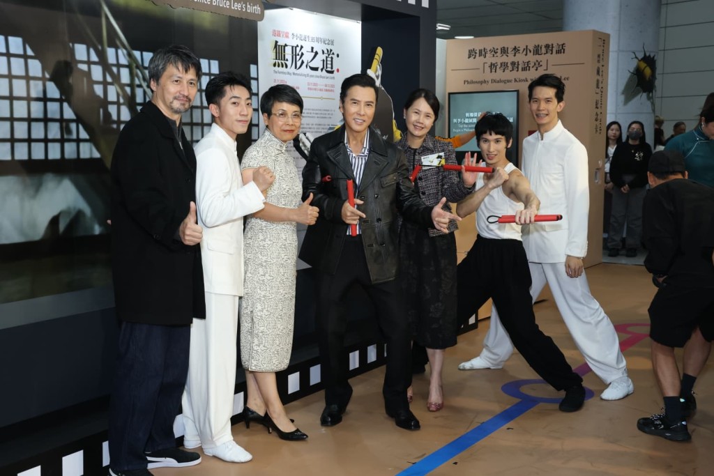 甄子丹作品的動作設計,深受李小龍影響。 甄子丹作品的動作設計,深受李小龍影響。