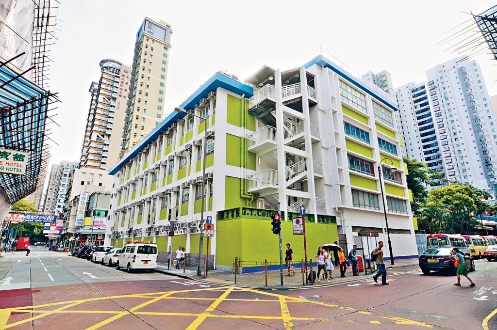 被告聶敏任職直資名校優才（楊殷有娣）書院小學部校長期間，挪用逾千萬元校方資金。
