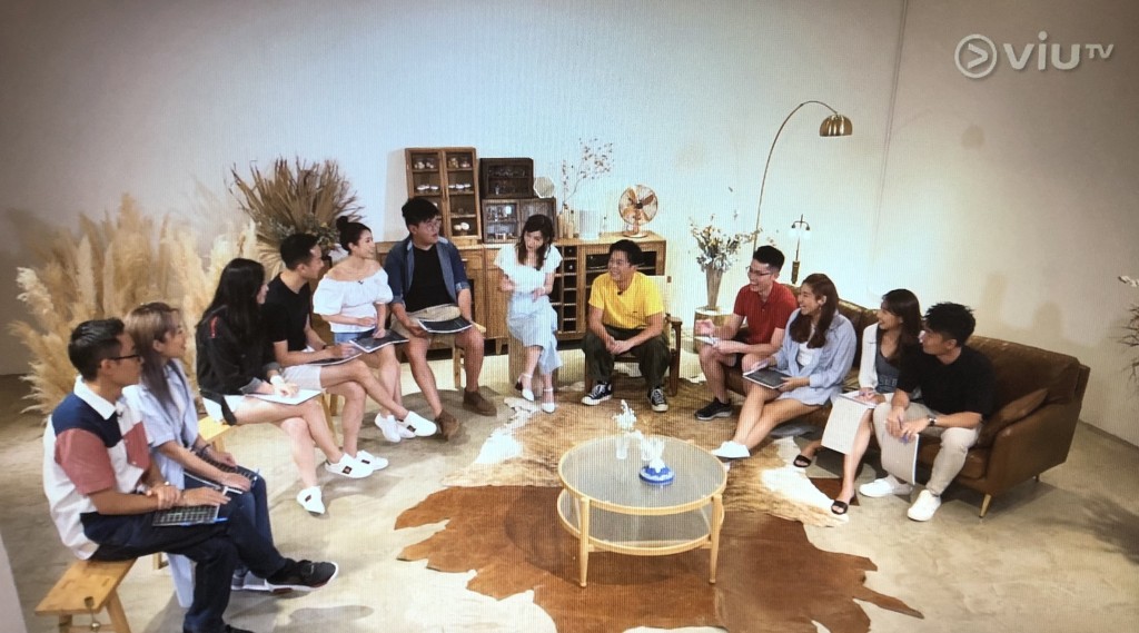 昨晚5對夫妻互寫情信。