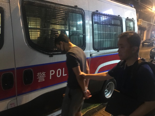 被捕男子。