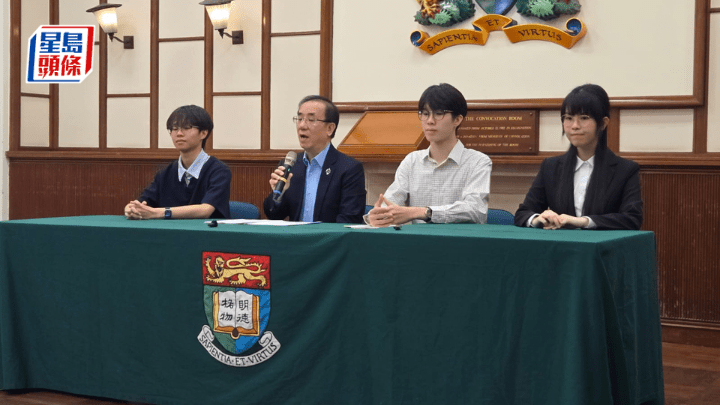 港大收生及國際生交流事務總監嚴志堅表示，聯招學額佔整體學額六成。高俊謙攝