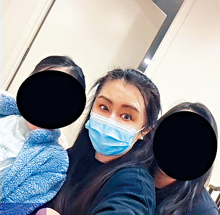 王祖賢近年不少流出或她公開的照片都戴上口罩。