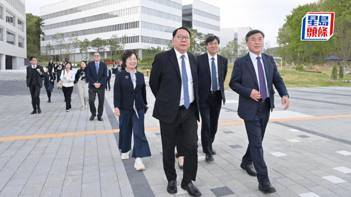 「大學城籌劃及建設組」代表團展開韓國訪問行程，參觀世宗共同校區。 政府新聞處提供