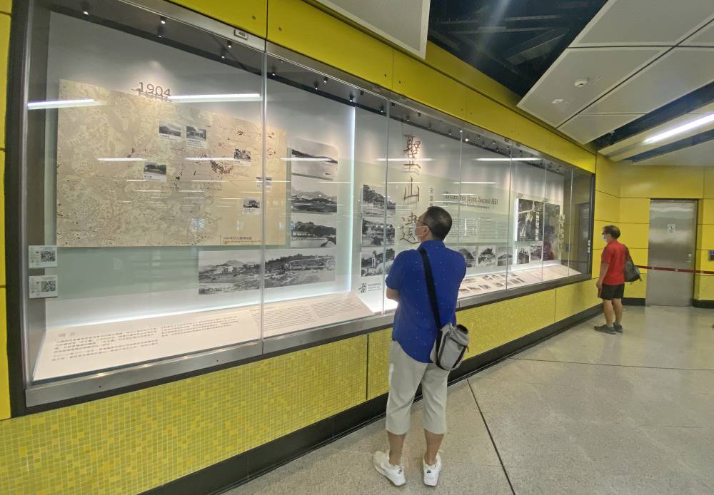 文物展有超过400件珍贵的出土文物，包括宋元时期陶瓷碎片、建筑构件、宋代货币等黄伟纶网志图片