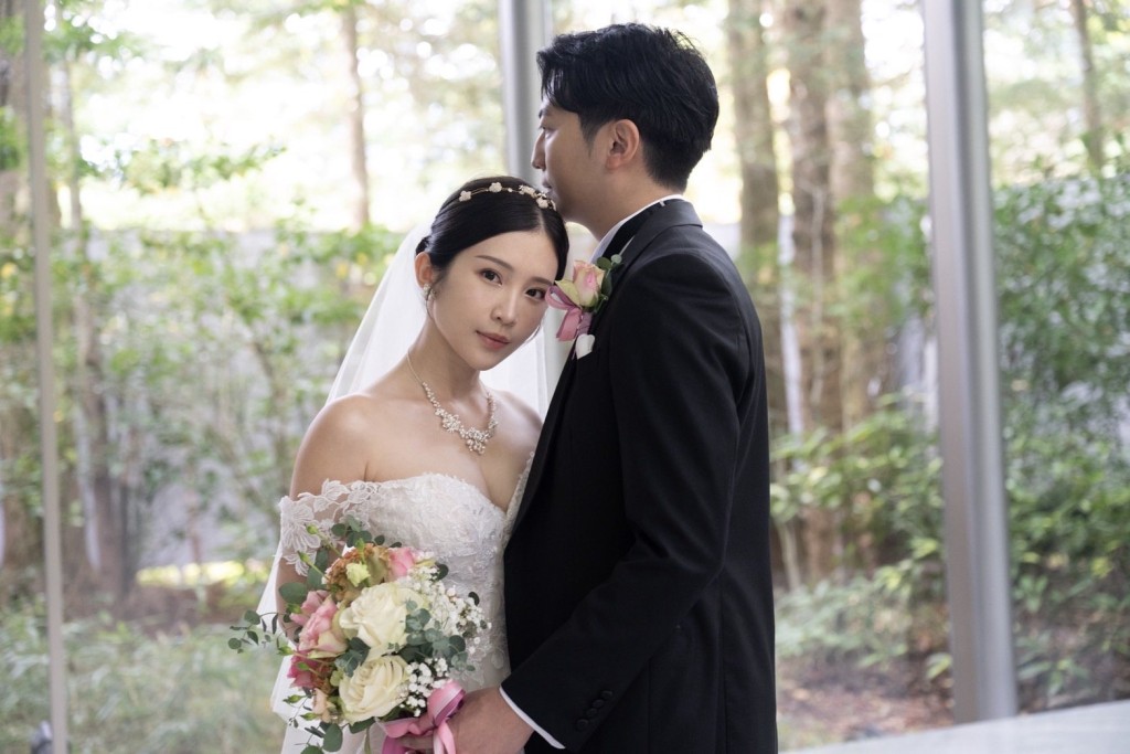 「雞排妹」鄭家純去年在日本補辦婚禮。