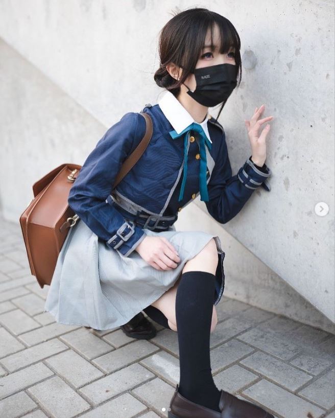 女车长工馀时为一名「网红」，经常出席COSPLAY活动及直播打机。IG截图