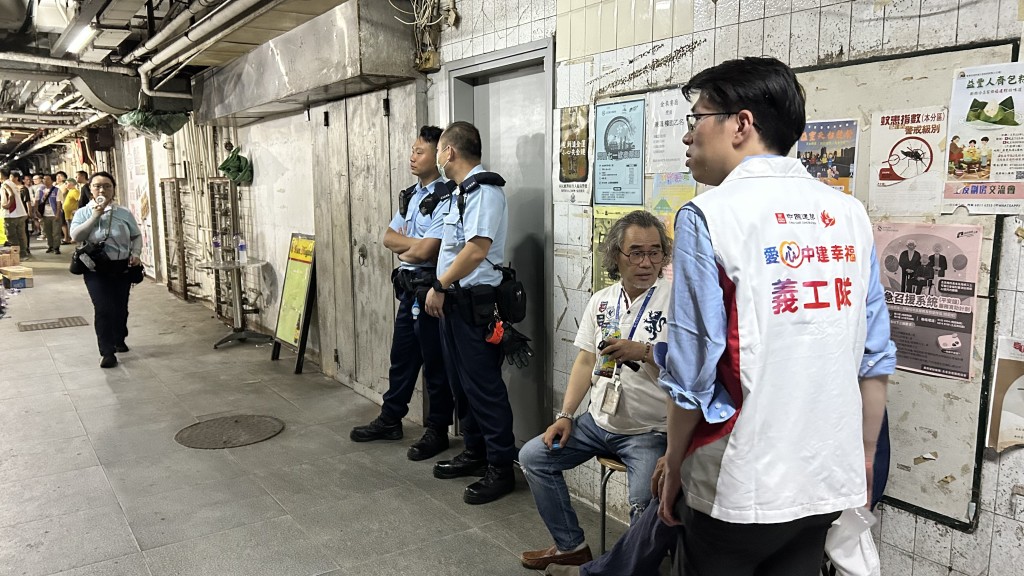 關愛隊於過去一期提供約10萬次簡單家居或支援服務。資料圖片
