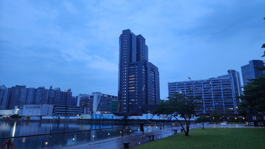 天文台預料，近兩日天氣持續不穩定。黎志偉攝