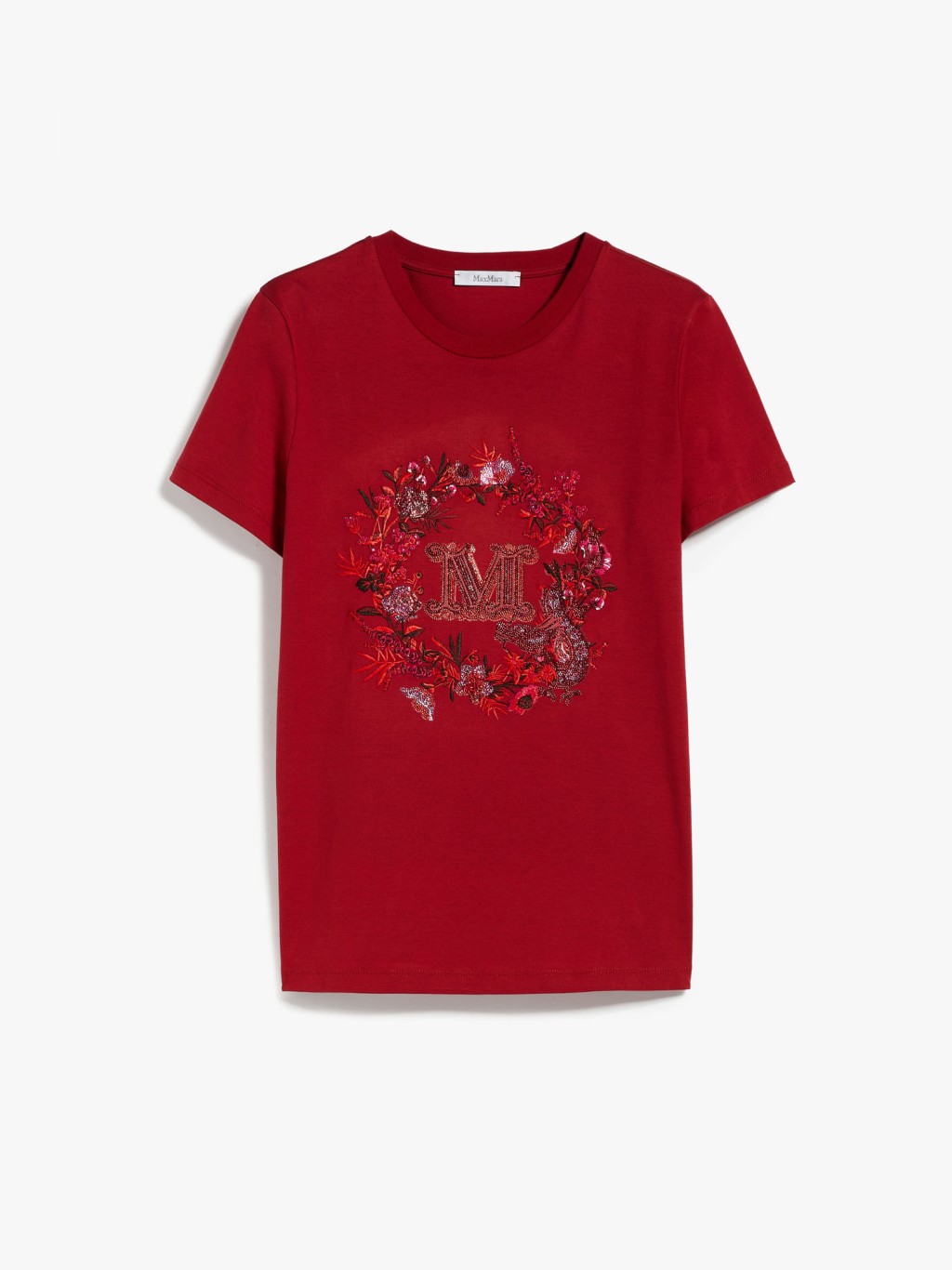 Max Mara新春特别系列的红色T恤，印上深浅不一的红色调花卉图案，中间代表品牌的M字恍如被花环围绕。
