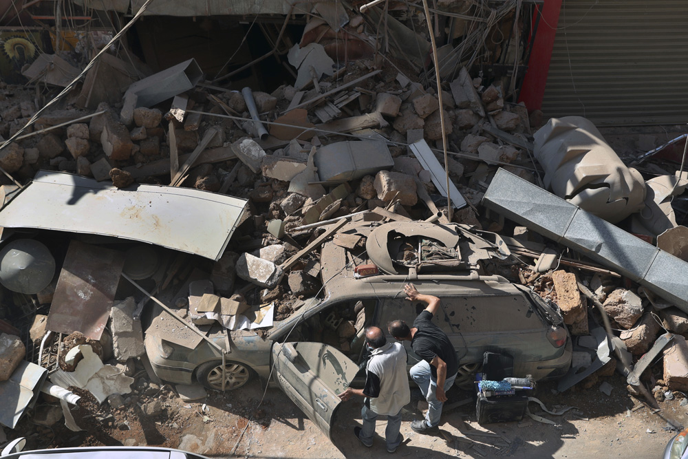 貝魯特大爆炸後，不少建築物變成瓦礫。 AP圖