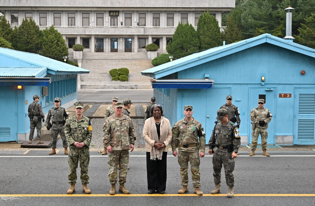 美国驻联合国大使格林菲尔德今年4月曾到访板门店两韩非军事区。路透社