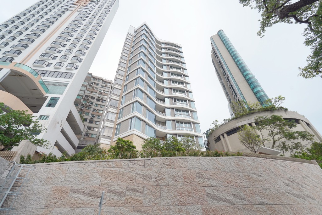 迎夏為TDS在港發展的第4個住宅項目,只設有6個複式單位。 迎夏為TDS在港發展的第4個住宅項目,只設有6個複式單位。