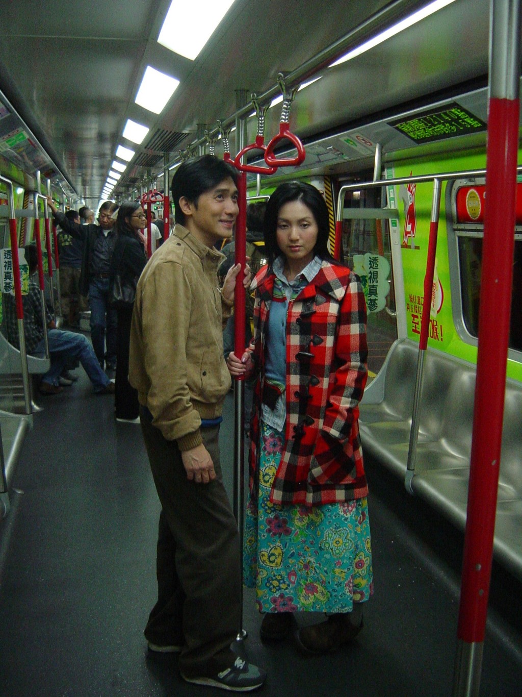 杨千嬅在片中饰演盲人。