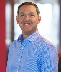 Jim Whitehurst原本是Red Hat行政總裁，收購後加入成IBM總裁，他表示IBM業務下半年恢復增長。