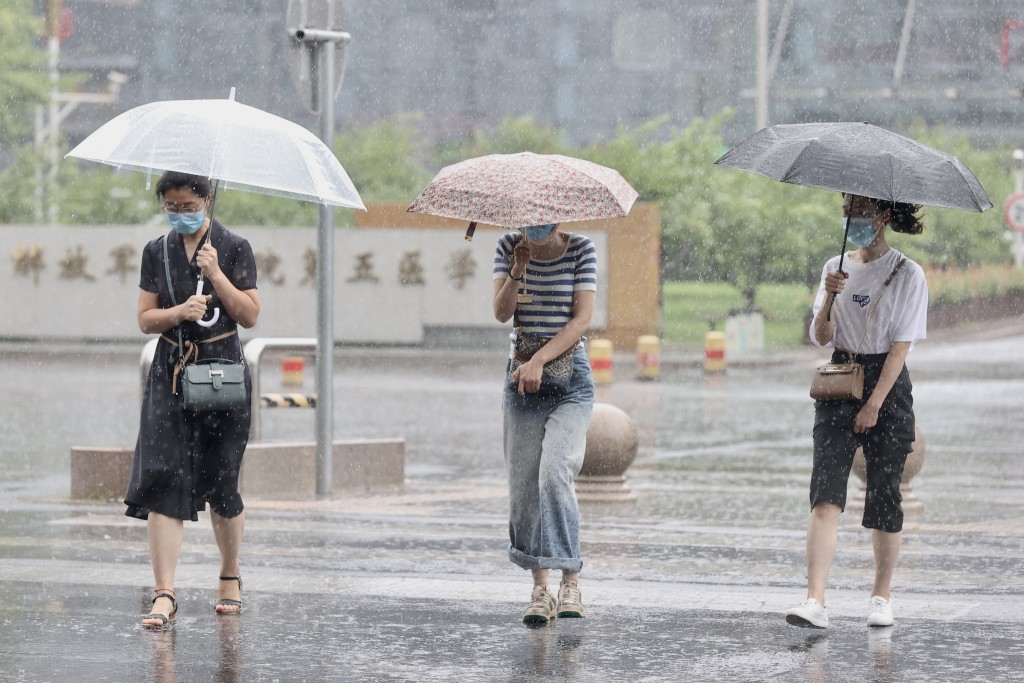 近日广东天气不稳定，小心出行。