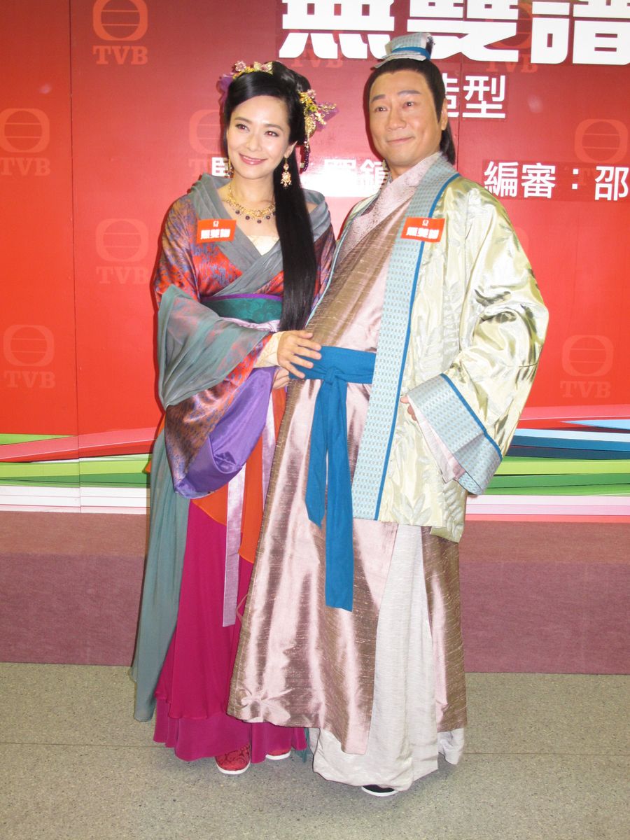 黎耀祥又讚曾合作的郭羨妮在歷屆港姐之中美貌是數一數二。