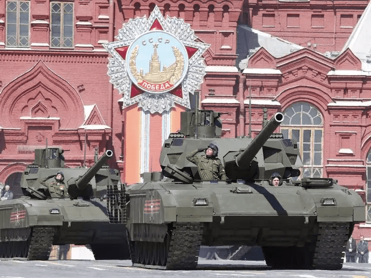 据报，俄罗斯最新型王牌武器T-14坦克，已投入俄乌战场。路透资料图