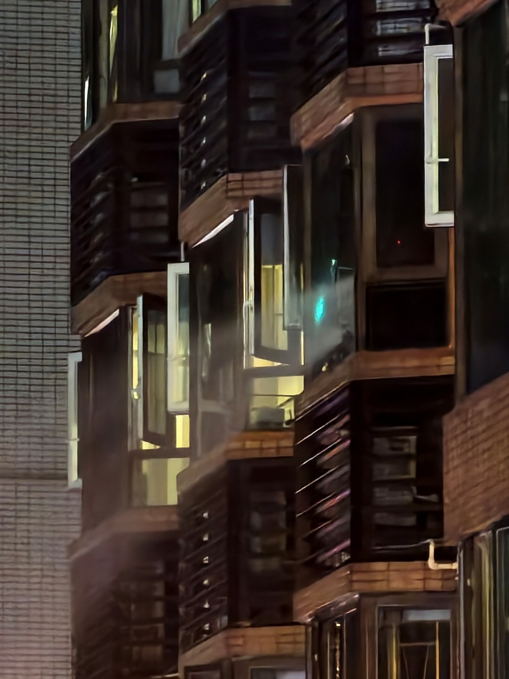 現場為九龍塘喇沙利道16號碧華花園一低層單位。黃文威攝