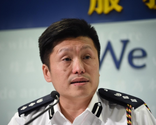 謝振中感謝前線警員。資料圖片