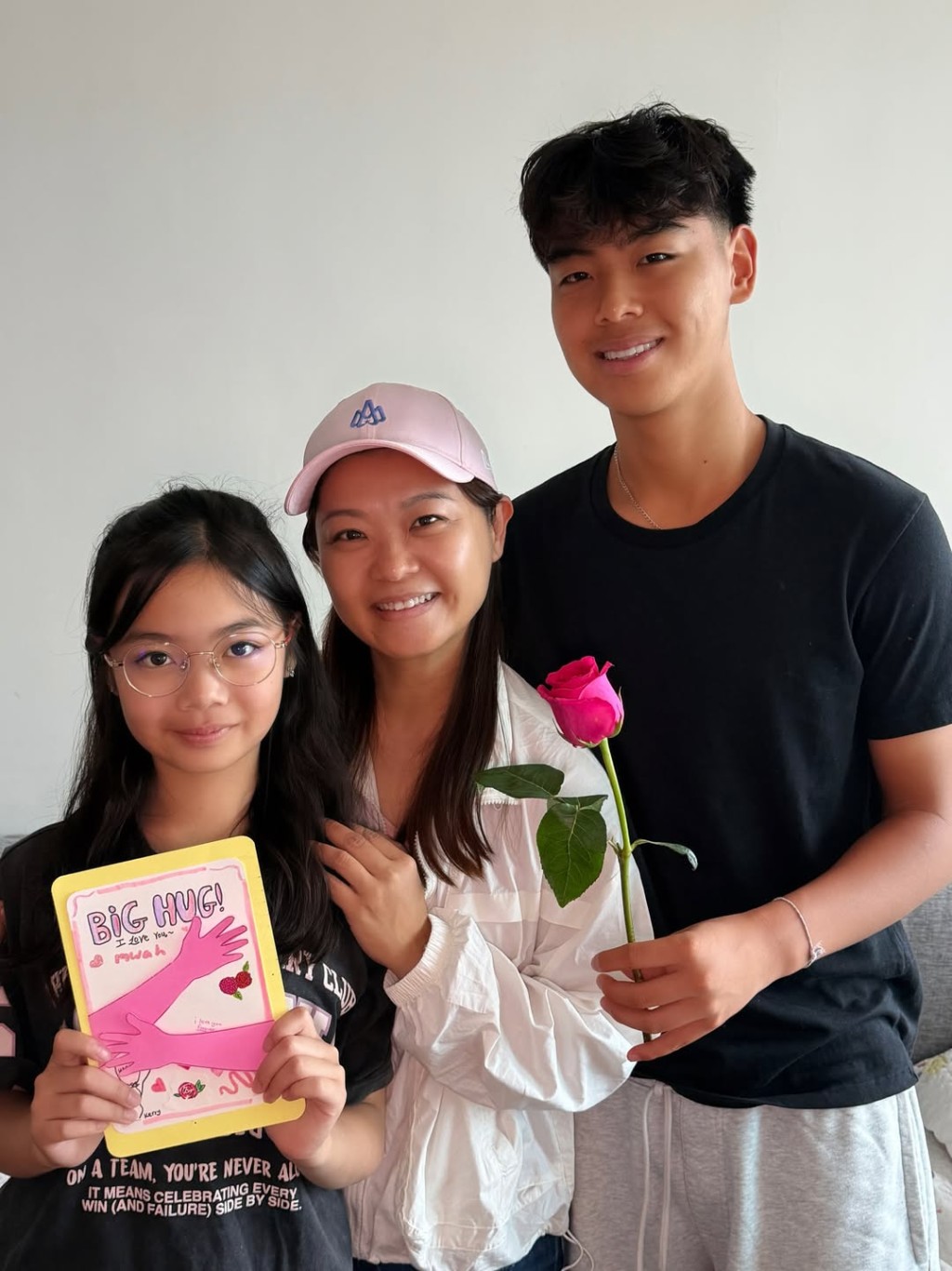 徐榮與太太Kathy（陳念慈）結婚20年，育有大仔徐朗（Karson）和細女徐心怡（包包）。
