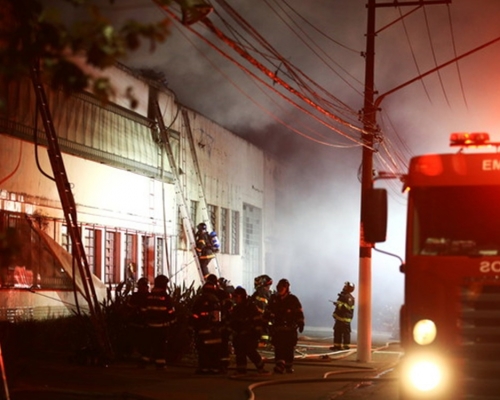 巴西電影資料館發生大火。路透社圖片