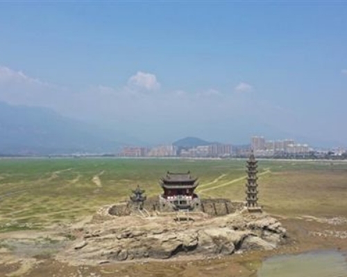 「落星墩」提早重見天日。網上圖片
