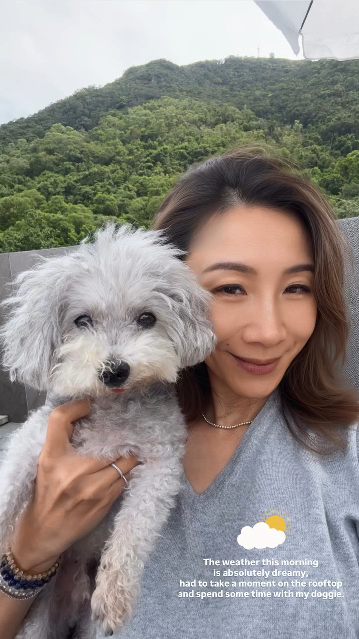 有網民近日爆料指,Angela區文詩疑似隱瞞已為人母一事。 有網民近日爆料指,Angela區文詩疑似隱瞞已為人母一事。