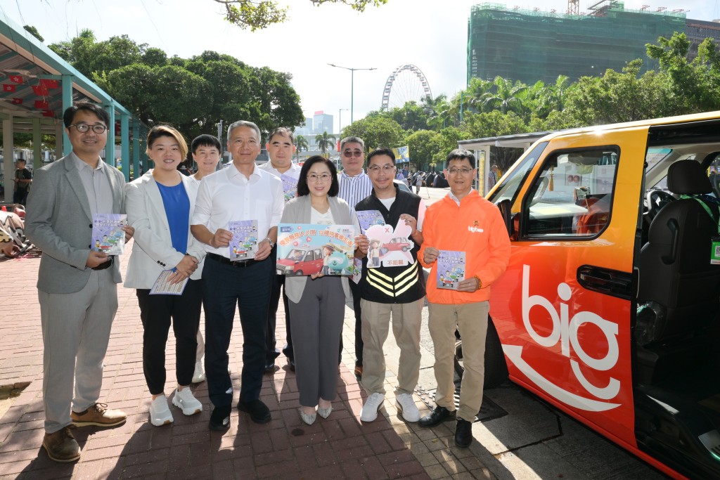 署方特別提醒司機嚴格遵守規例，絕不容許拒載、兜路或濫收車資。政府新聞網