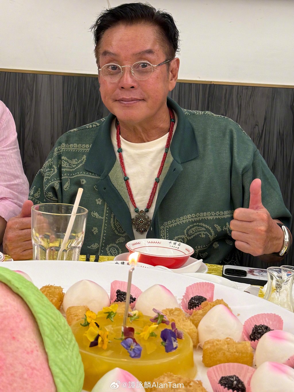 譚詠麟75歲生日狀態一流。