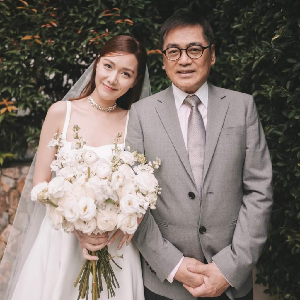 湯鎮宗女兒是湯洛雯。 湯鎮宗女兒是湯洛雯。