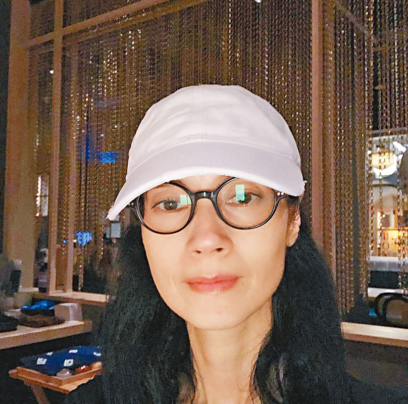 郑艳丽去年患上厌食症。