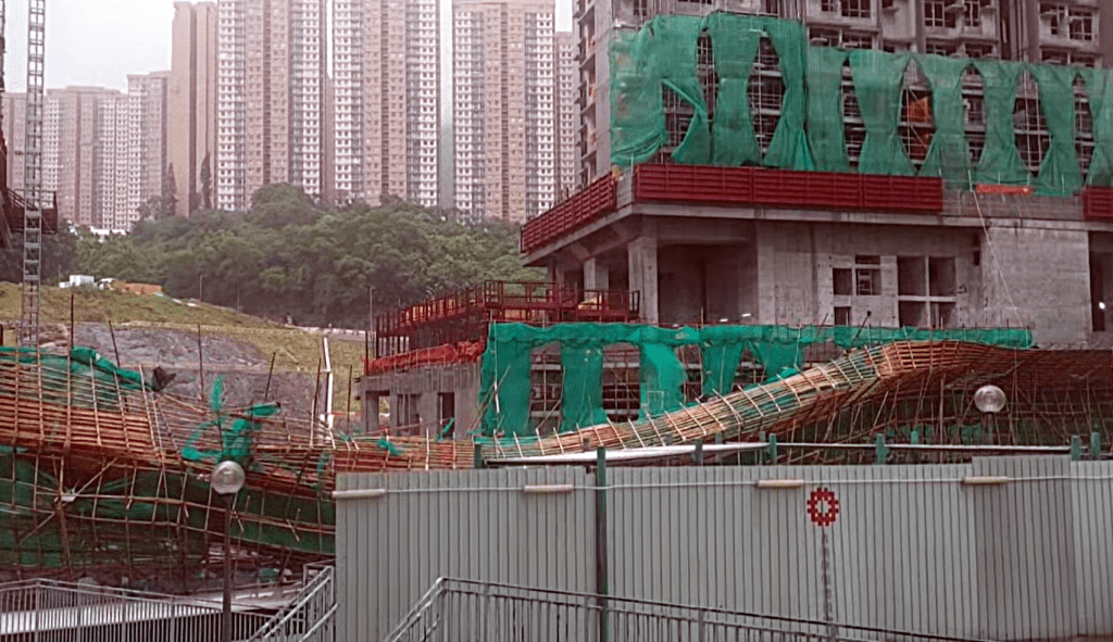 港島華富附近有地盤冧棚架。網圖