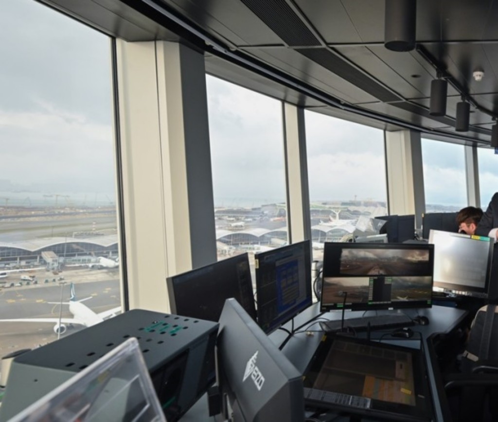 赤鱲角國際機場航空交通管制塔。資料圖片