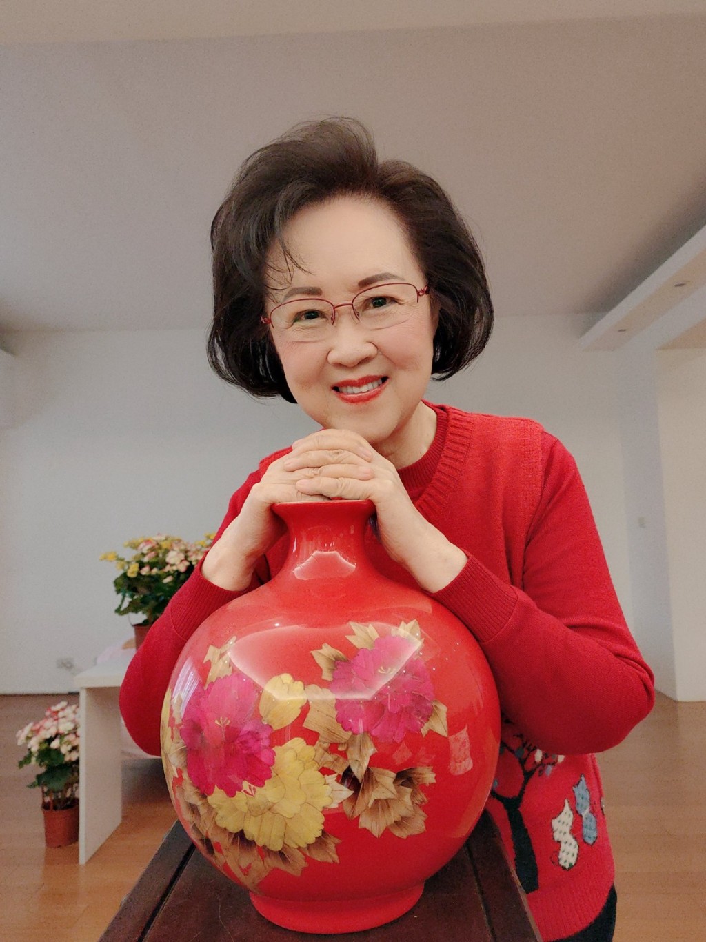 瓊瑤輕生消息傳出,震驚華人社會。facebook 瓊瑤輕生消息傳出,震驚華人社會。facebook