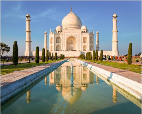 泰姬陵嚴禁遊客攜帶及放航拍機。網圖
