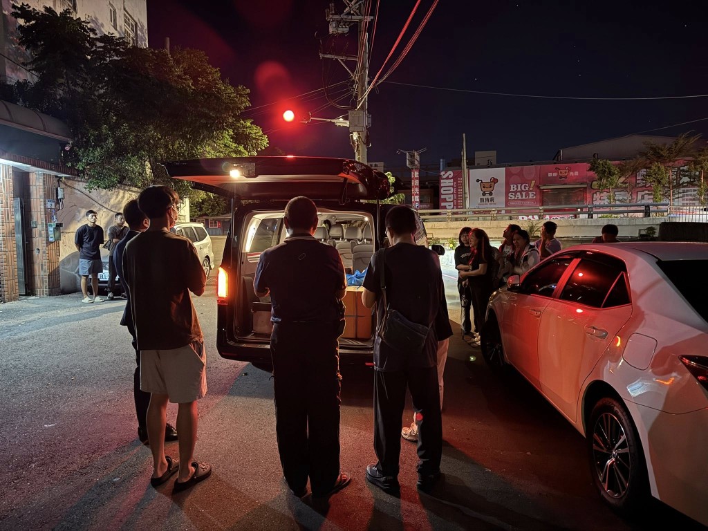 林鴻森全身投入救災，因傷口受感染於中秋夜離世。林奕華FB