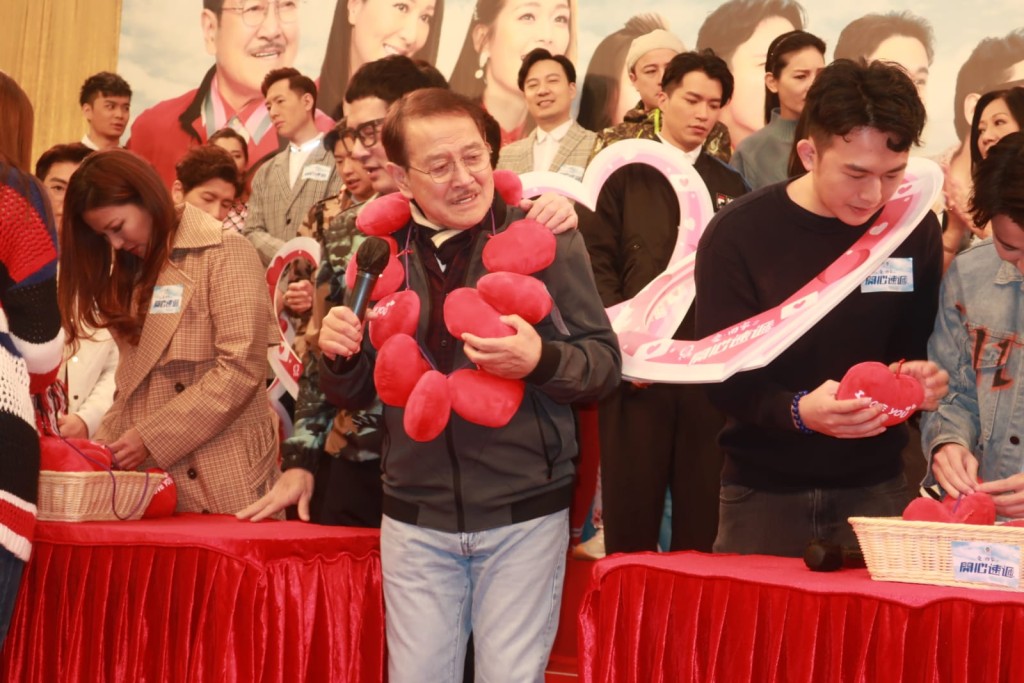 劉丹