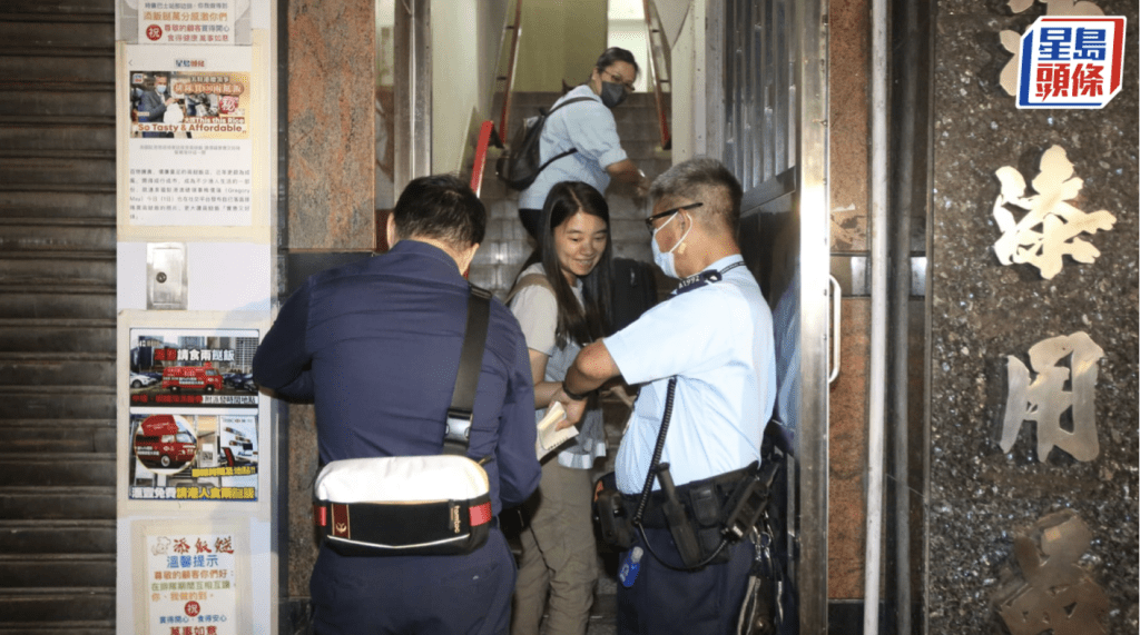 警方一度派員把守大廈入口,出入人士均需登記。黎志偉攝