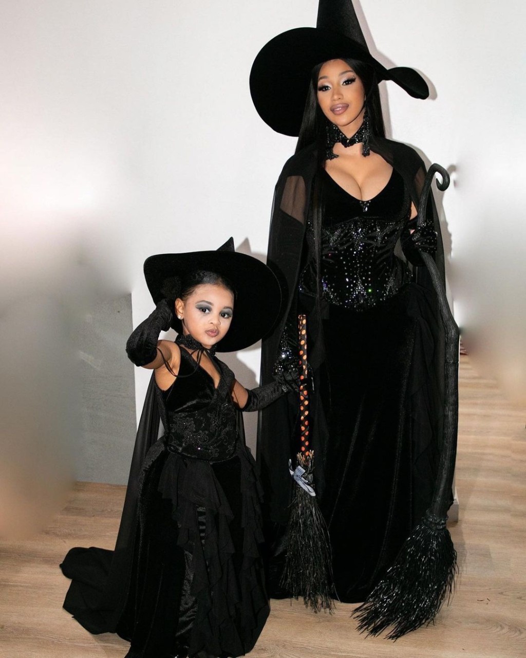 Cardi B同囡囡Kulture。