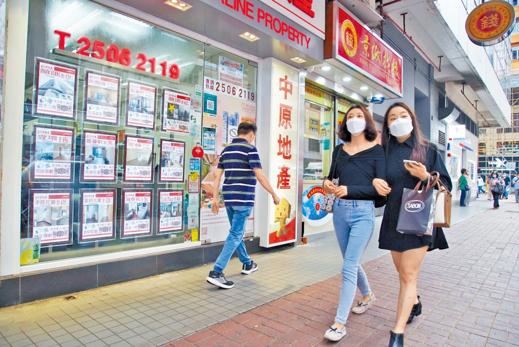 疫情走勢放緩,帶動各大屋苑交投上升。