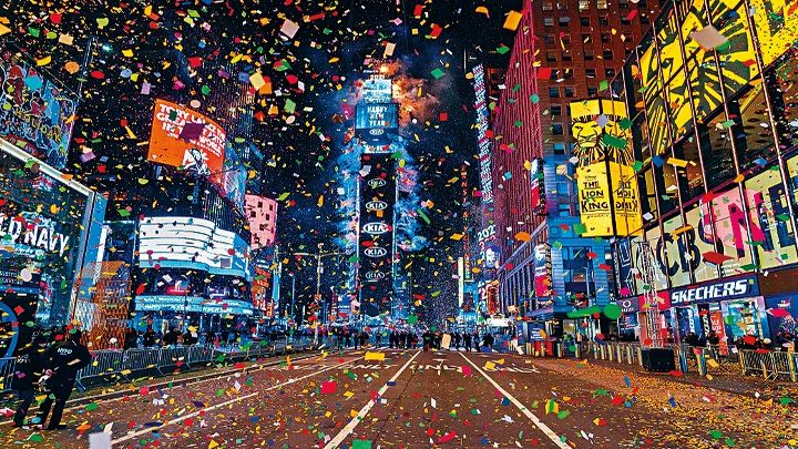 美国纽约时代广场的除夕倒数活动，今年再次容纳现场观众。（法新社资料图片）