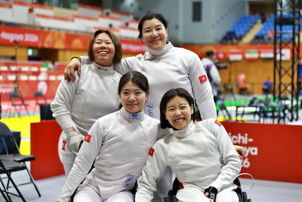 余翠怡领军女重团体摘银。中国香港残疾人奥委会图片